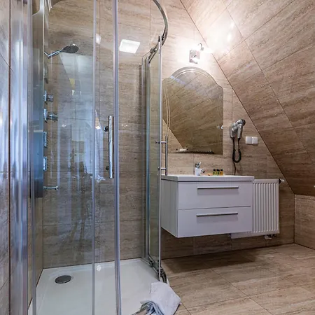 Tatry De Luxe Fizjomedical & شقة مورزاسيخله