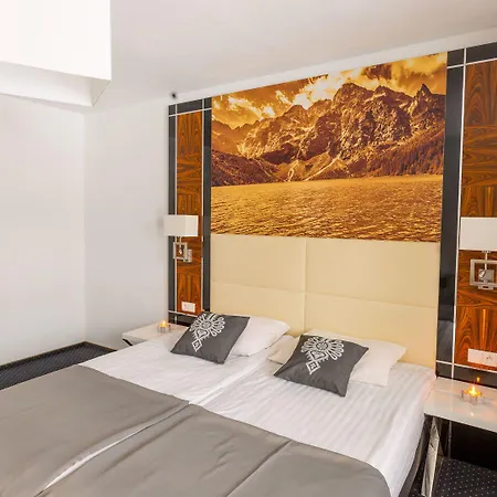 Tatry De Luxe Fizjomedical & 3*