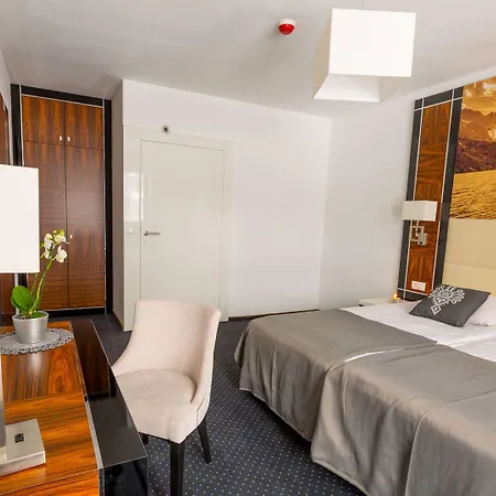 Tatry De Luxe Fizjomedical & Apartment