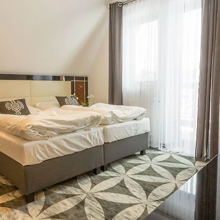 Tatry De Luxe Fizjomedical & Apartamento 3*
