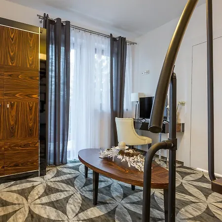 Tatry De Luxe Fizjomedical & Apartment 3*